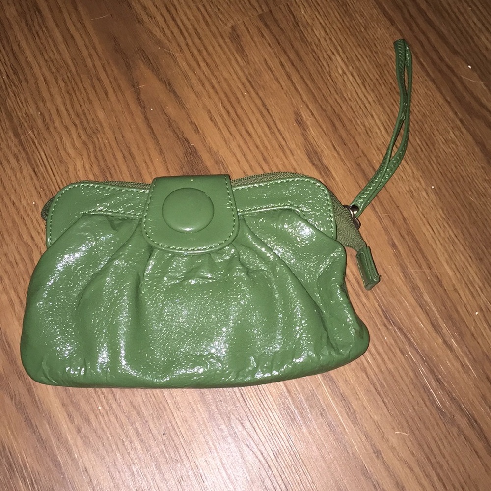 Liz Claiborne Green Clutch/Wristlet